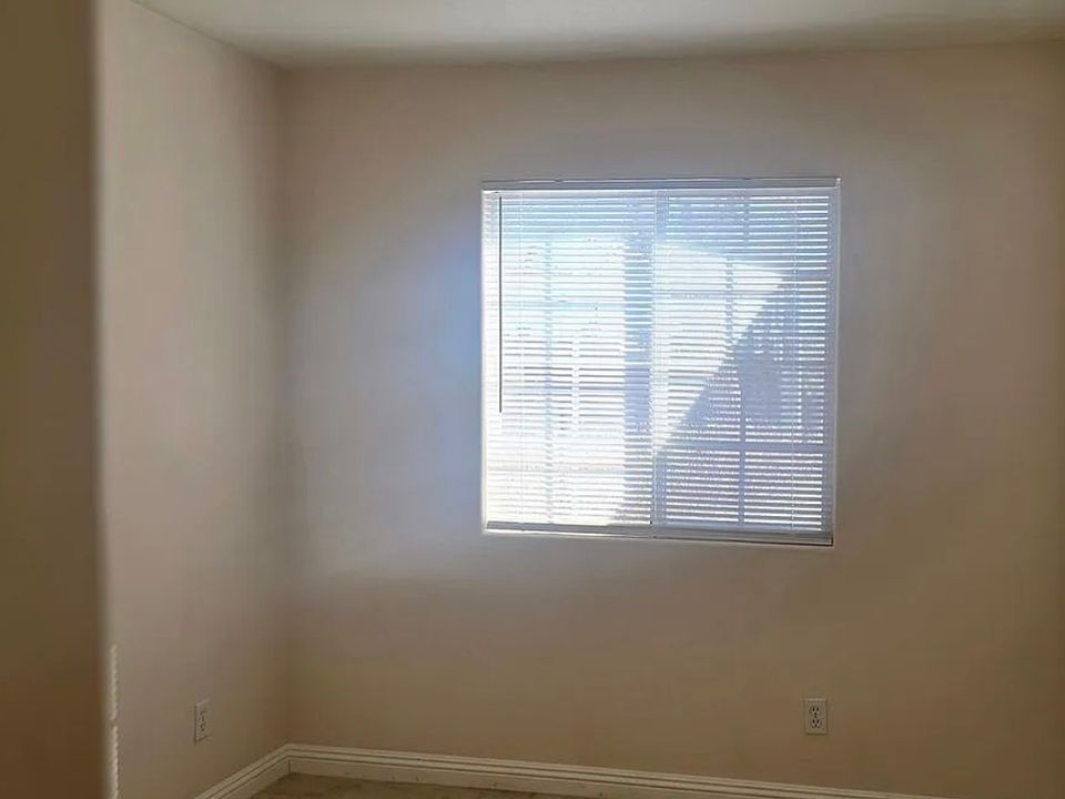 1st image of 9412 Fox Forest Ave