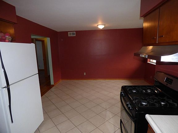 4th image of 269 Beechridge Dr