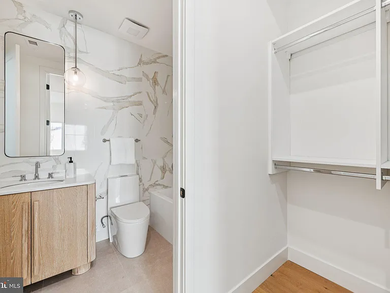 2507 I St NW — Photo 21