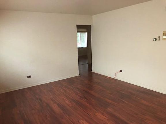 2nd image of 3731 N Harlem Ave APT A