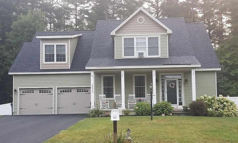 2nd image of 131 Plum Poppy Rd N