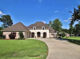 6470 Timber Cove Cir, Meridian, MS 39305