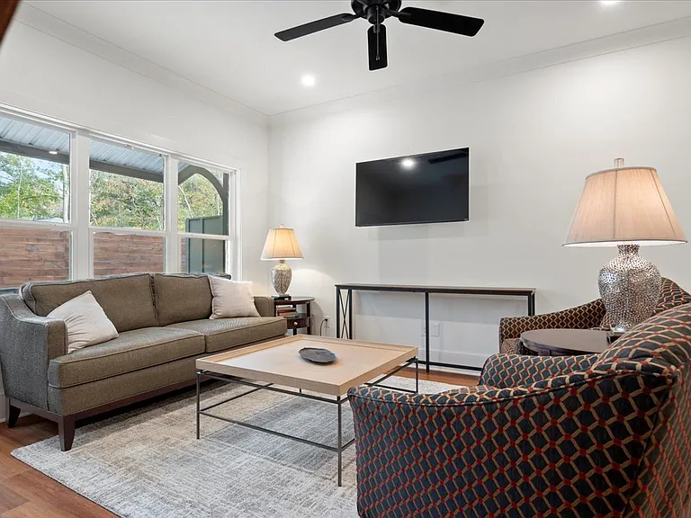 1306 12th Oaks #1 — Photo 26