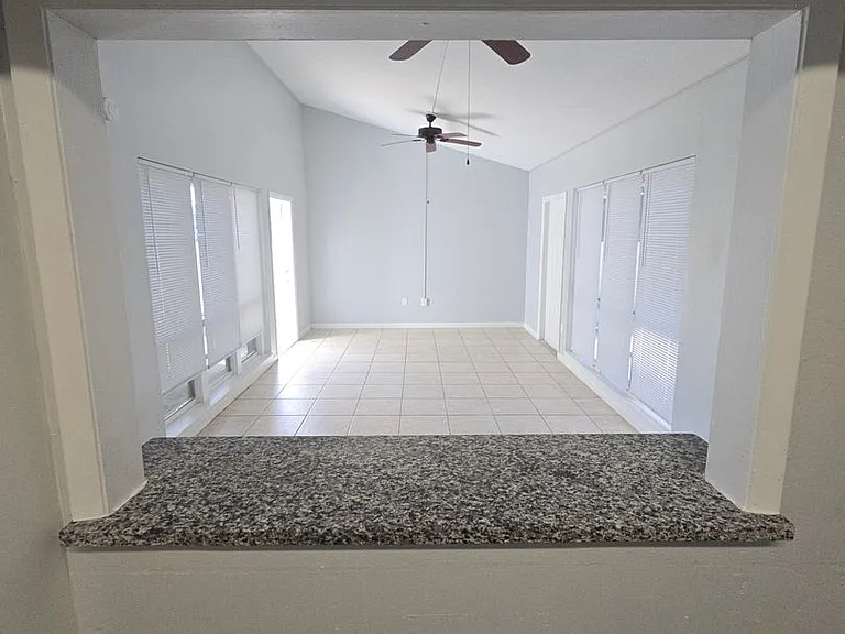 Mediterranean Villas — Photo 21