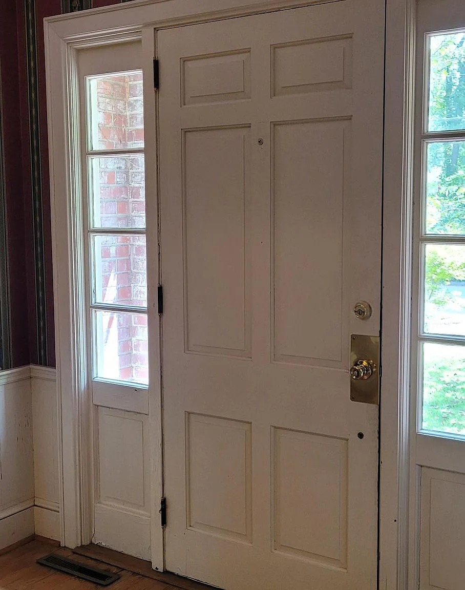 3 bed, 2563 sqft, $2,250 — Photo 3