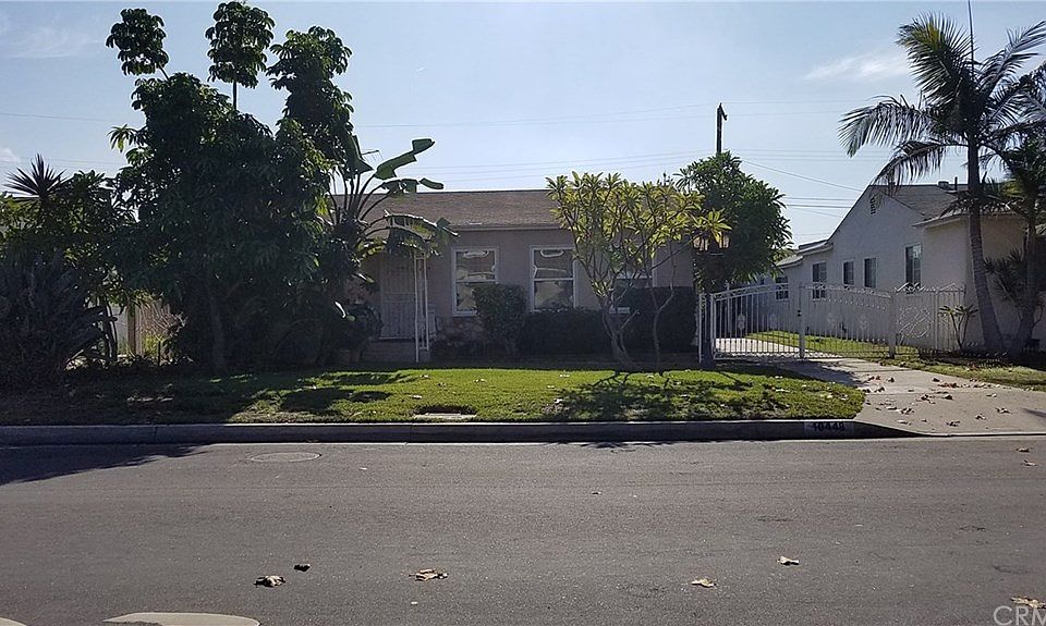 1st image of 10448 Thienes Ave