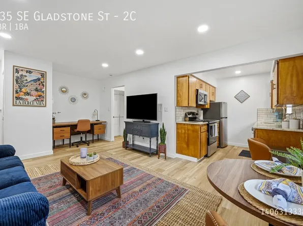 335 SE Gladstone St #2C, Pullman, WA 99163