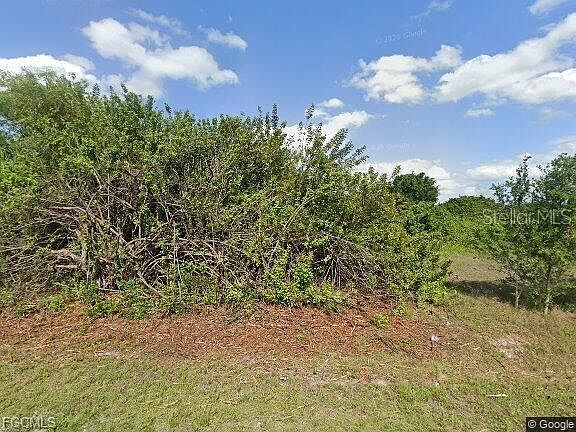 2nd image of 525 CHAMONIX AVENUE S LOT 6