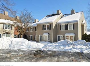 10 Ayreshire Ct, Suffield, CT 06078