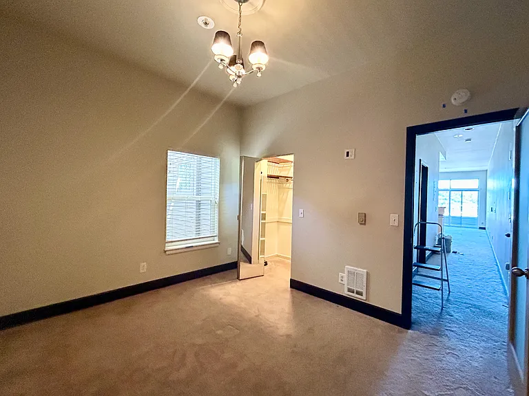 1504 Aurora Ave N #511 — Photo 9