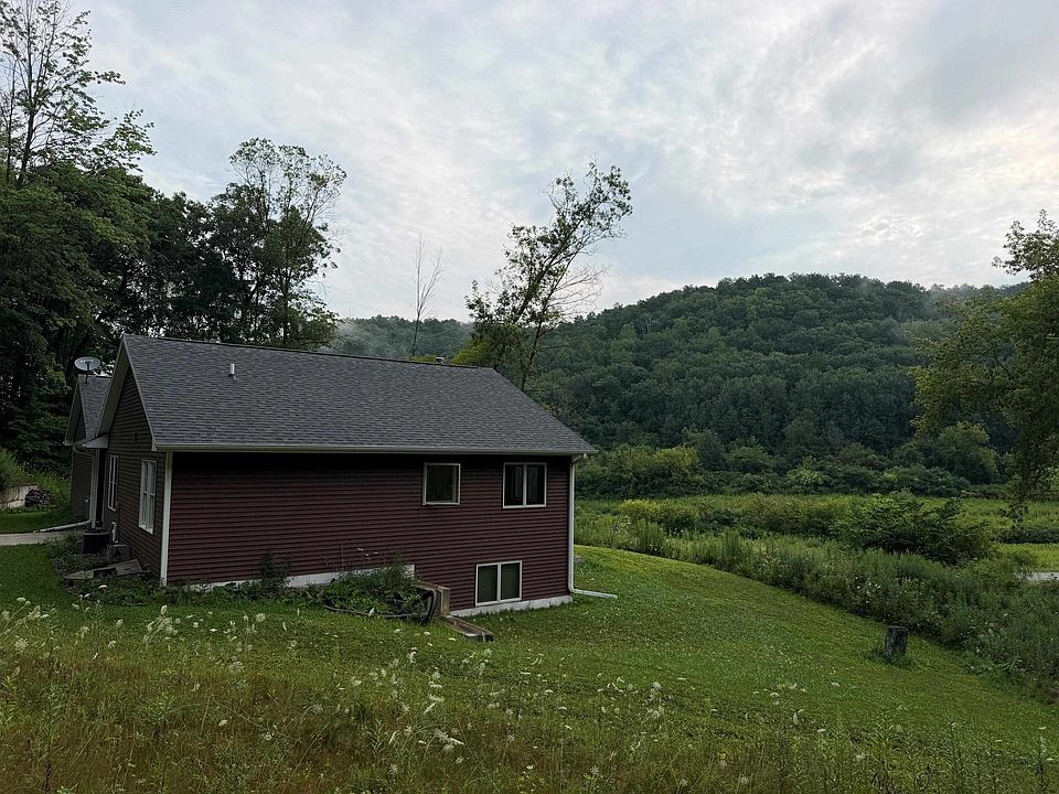1st image of 21881 Kale Rd