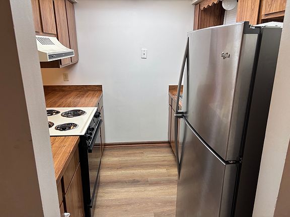 5th image of 1437 Orchard Park Dr