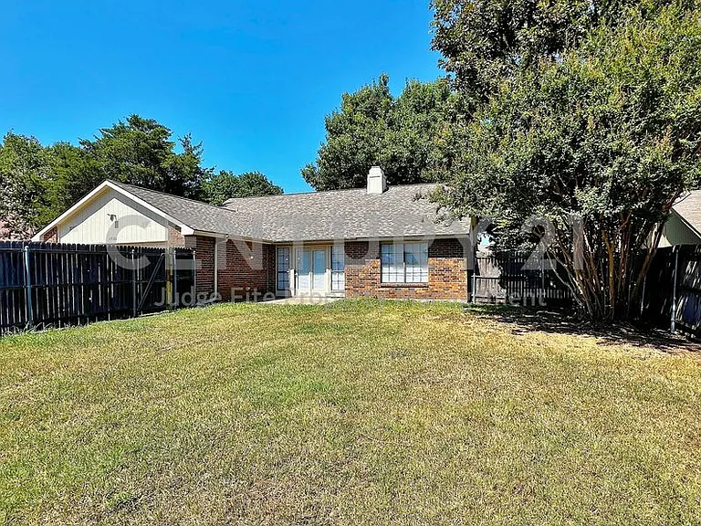 1028 Whitewater Trl — Photo 19