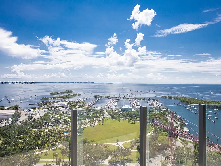 2821 S Bayshore Dr #20D — Photo 27