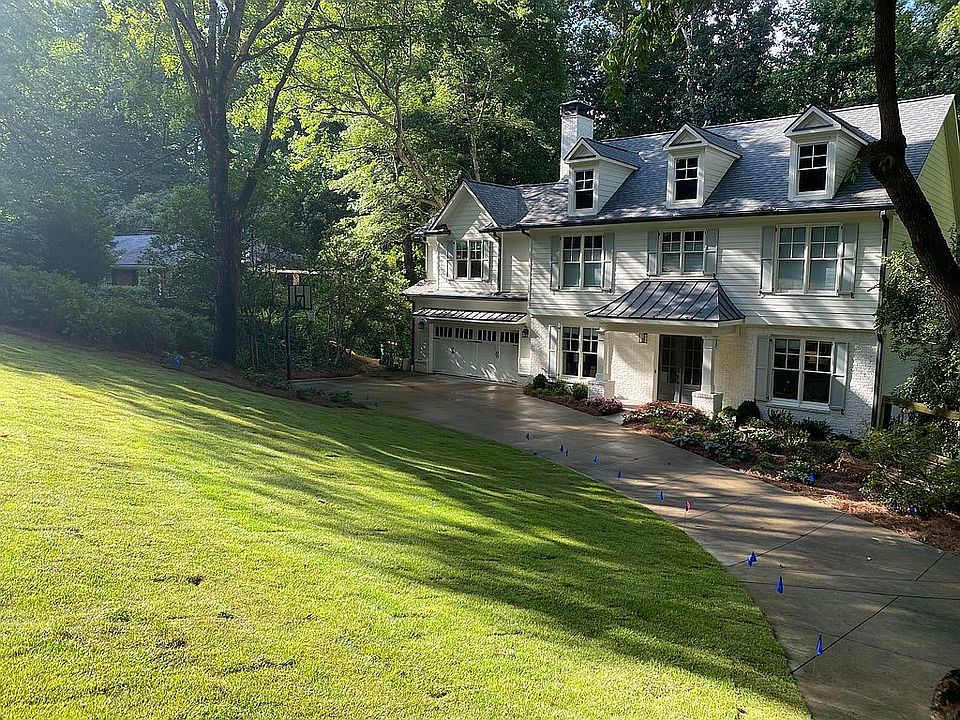 2nd image of 410 Highbrook Dr NE