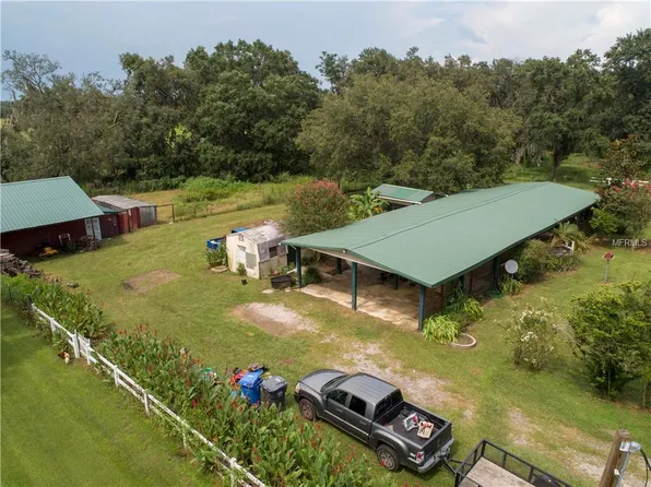 1840 Welcome Rd, Lithia, FL 33547