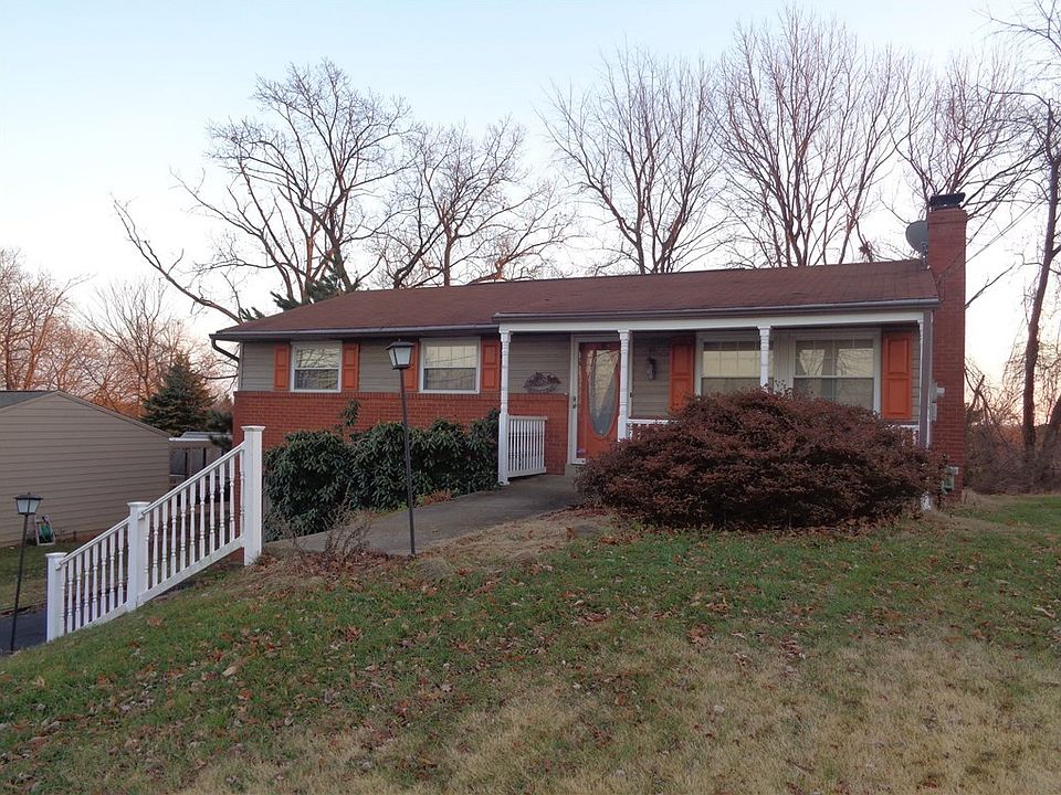 2nd image of 110 Warrencliff Dr