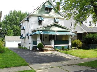 435 9th St, Elyria, OH 44035