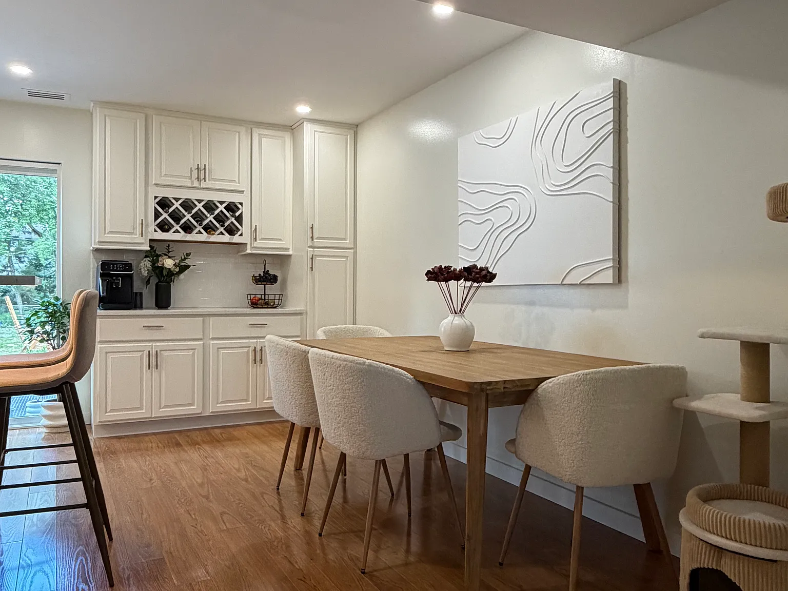 3 bed, 1.5 bath, 1280 sqft, $3,000 — Photo 4