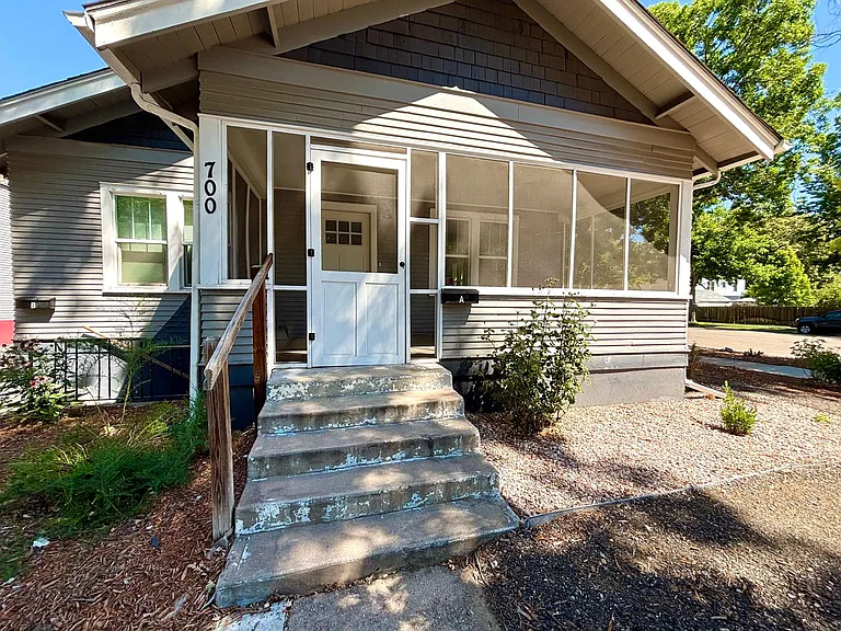 700 W Myrtle St #A — Photo 1