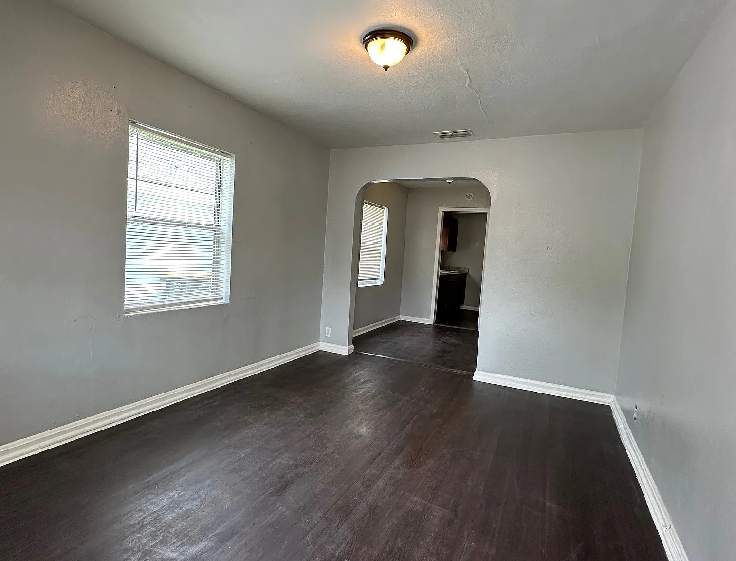 2 bed, 672 sqft, $1,050 — Photo 3