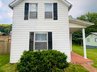 232 Chestnut St NW, Norton, VA 24273