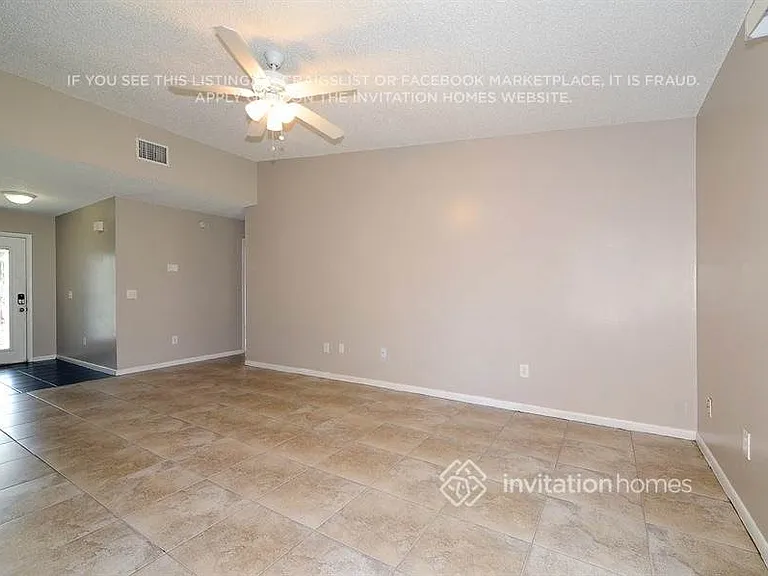 4069 Forecast Dr — Photo 2