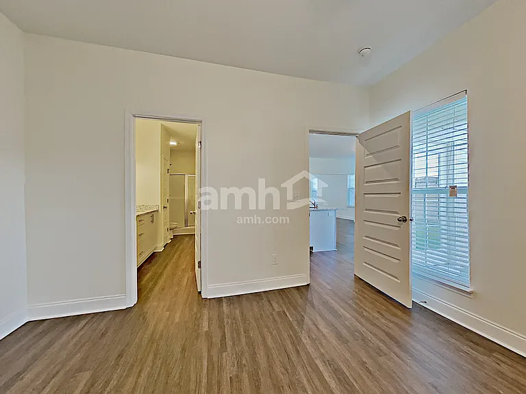 5335 Tupelo St — Photo 9