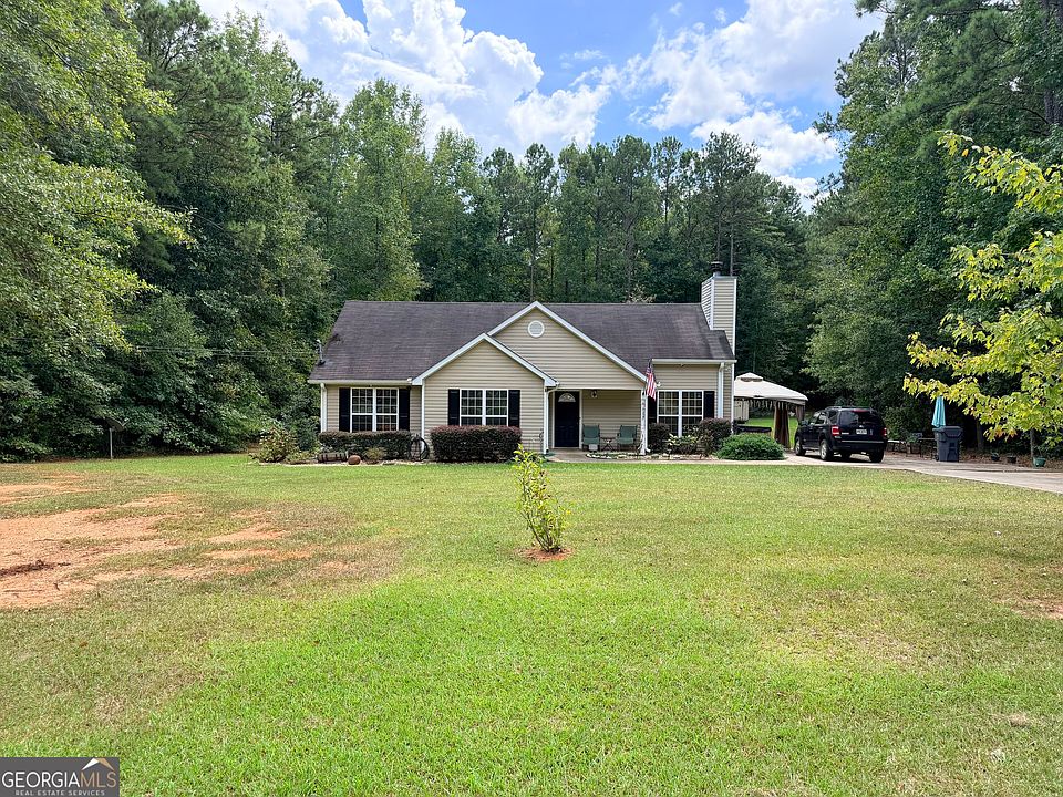 2nd image of 334 Evans Rd