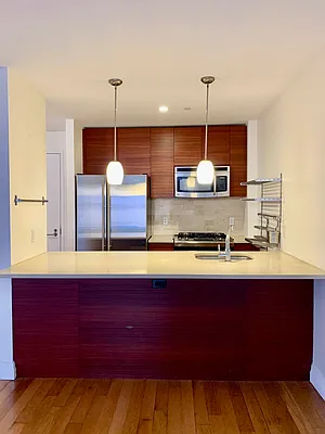 Rented by BARNES New York | media 9