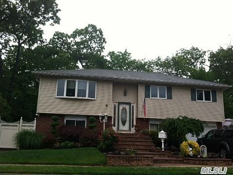 1st image of 385 W 22nd St