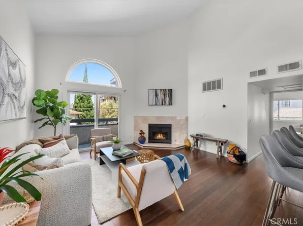 11733 Avon Way APT 204, Los Angeles, CA 90066