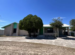 1003 Delmar St, Zapata, TX 78076