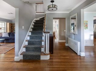 25 Plowgate Rd, Brookline, MA 02467