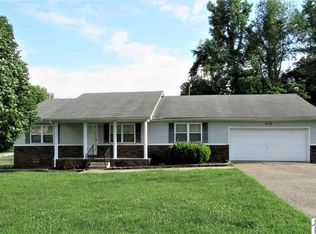 618 Choctaw St, Madisonville, KY 42431