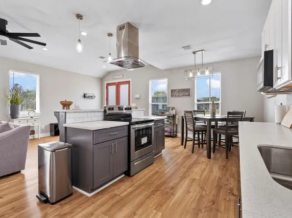 7393 Fairway Dr #B, Houston, TX 77087