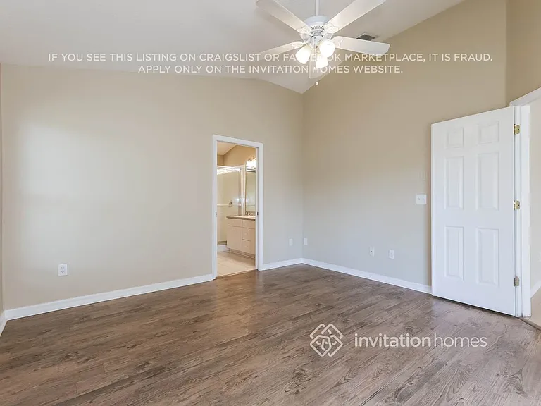 24436 Summer Wind Ct — Photo 10