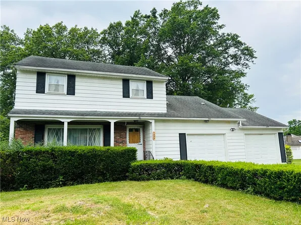 1034 Southeast Ave, Tallmadge, OH 44278