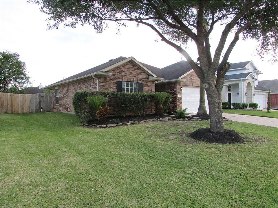 1st image of 18235 Hanover Glen Ln