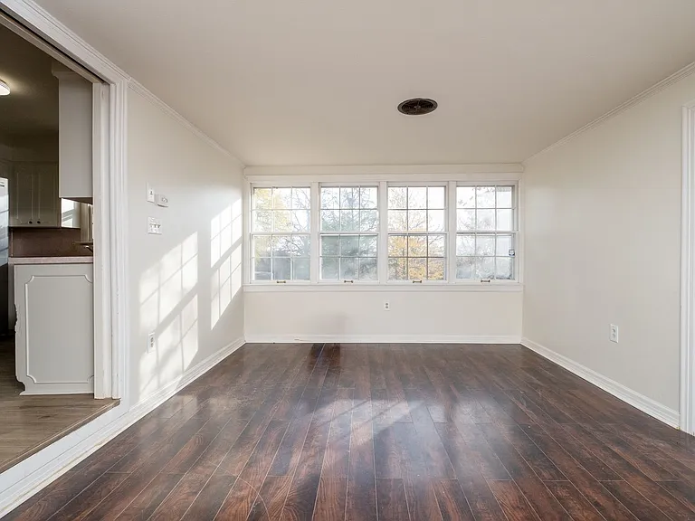 505 Skyline Dr — Photo 14