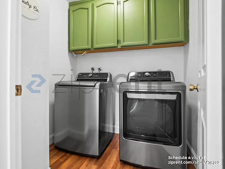 3594 Klaus Dr — Photo 28
