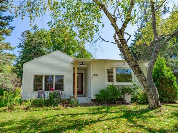 401 Merrill Crest Dr, Madison, WI 53705