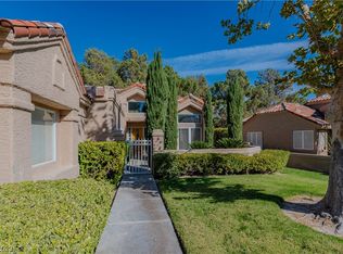 8170 Round Hills Cir, Las Vegas, NV 89113