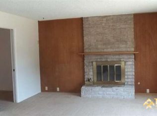 826 Encino Pl, Santa Paula, CA 93060