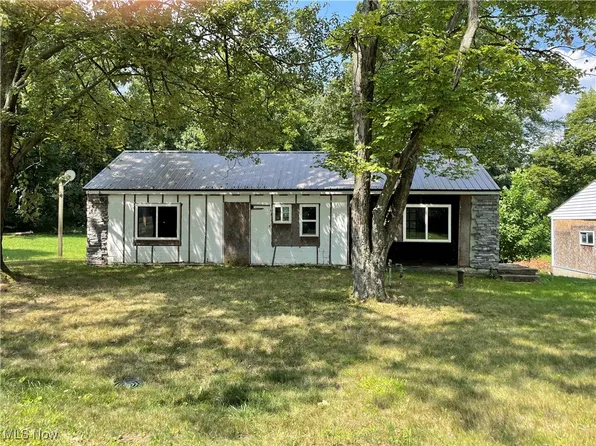 3324 Molly Dr, Akron, OH 44312