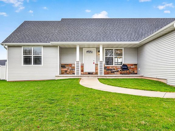 3rd image of 3309 E Aquamarine Ave