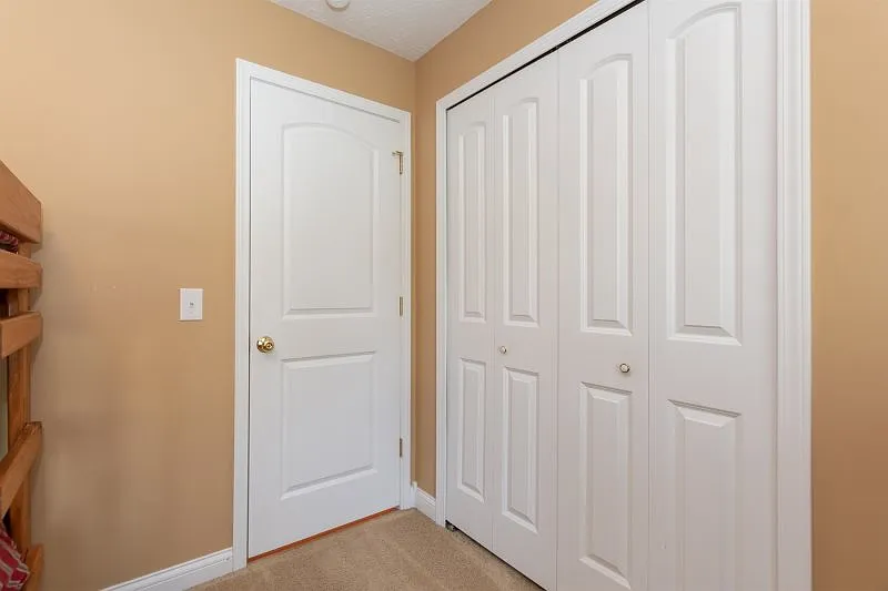 3 bed, 1568 sqft, $1,900 — Photo 1