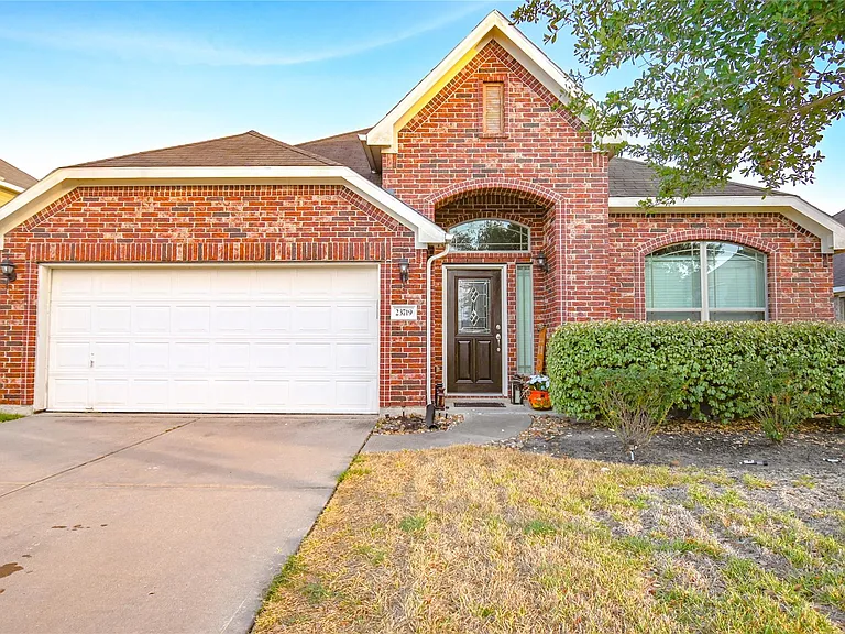 23719 Parkwater Bridge Ln — Photo 1