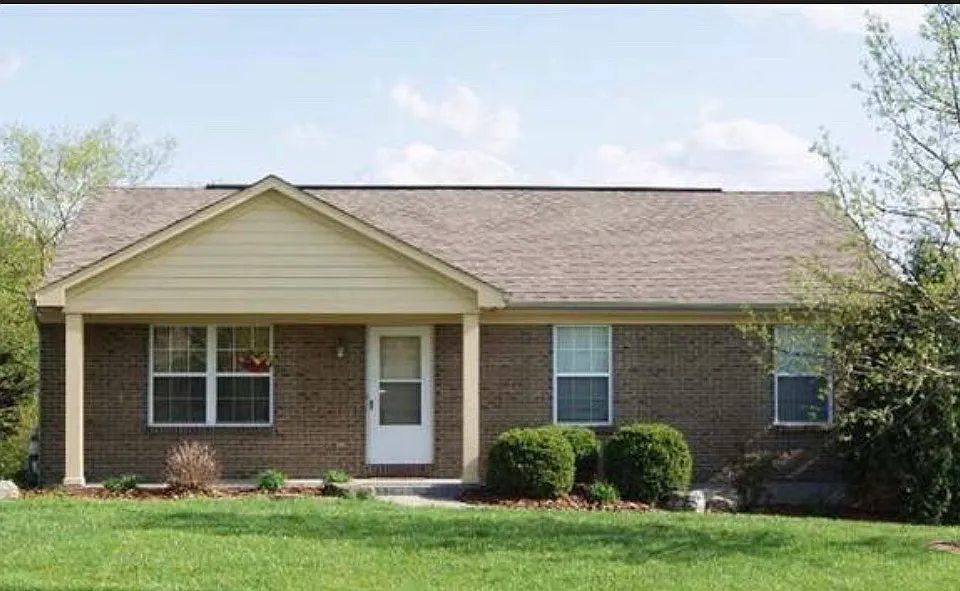 2061 Flintwood Ct