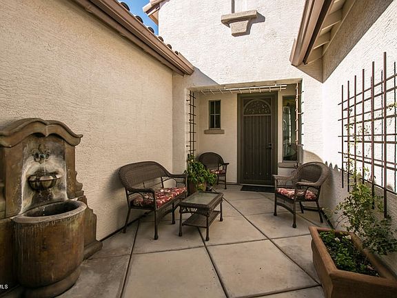 Front walk way entry